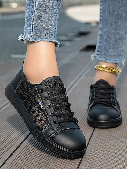 Krajka - Tenisky s květinovou krajkou na tkaničky