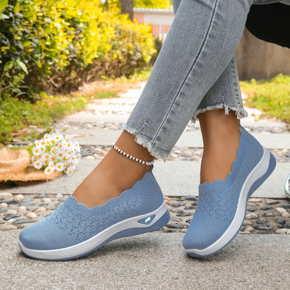 Obláček - Prodyšné slip-on tenisky s vroubkovaným lemem