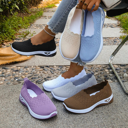 Obláček - Prodyšné slip-on tenisky s vroubkovaným lemem